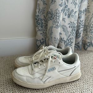 Reeboks Size 7